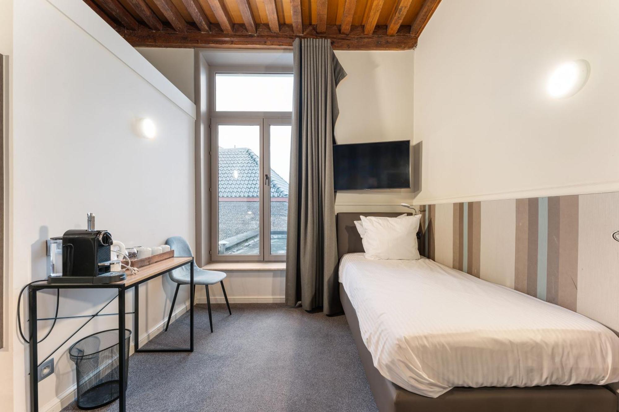 Hotel Karel De Stoute 브뤼헤 외부 사진